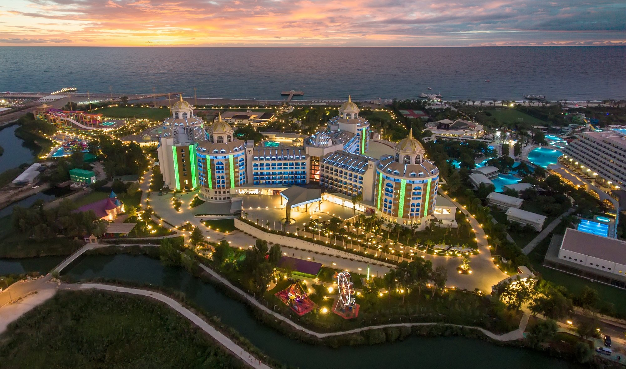 تور ارزان Delphin BE Grand Resort.png